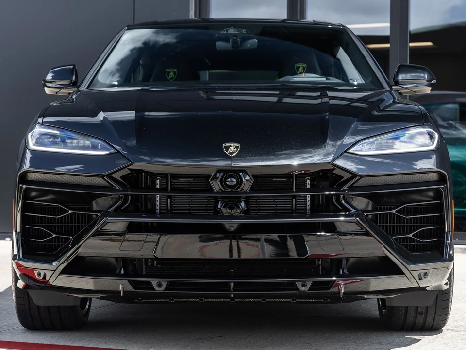 2026 Lamborghini Urus SE - Image 4 of 31