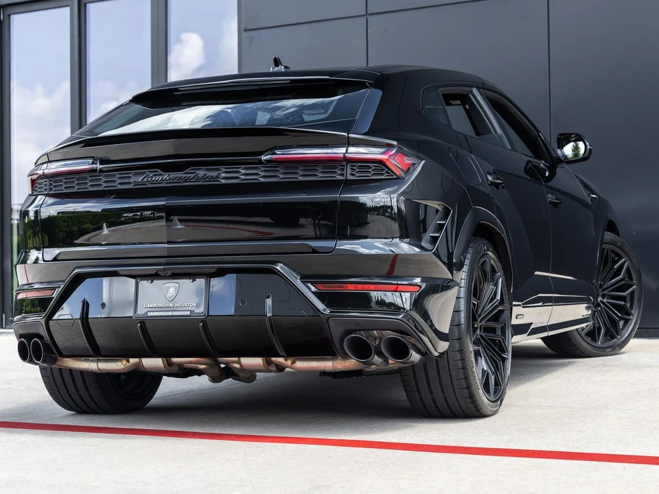 2026 Lamborghini Urus SE - Image 8 of 31
