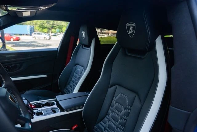 2026 Lamborghini Urus SE - Image 31 of 31
