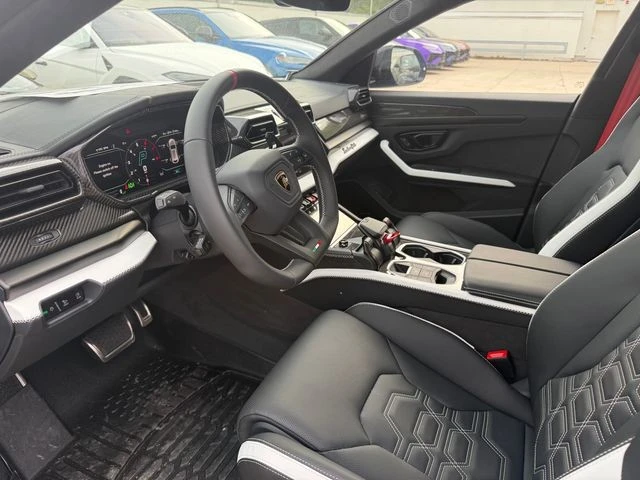 2026 Lamborghini Urus SE - Image 2 of 4