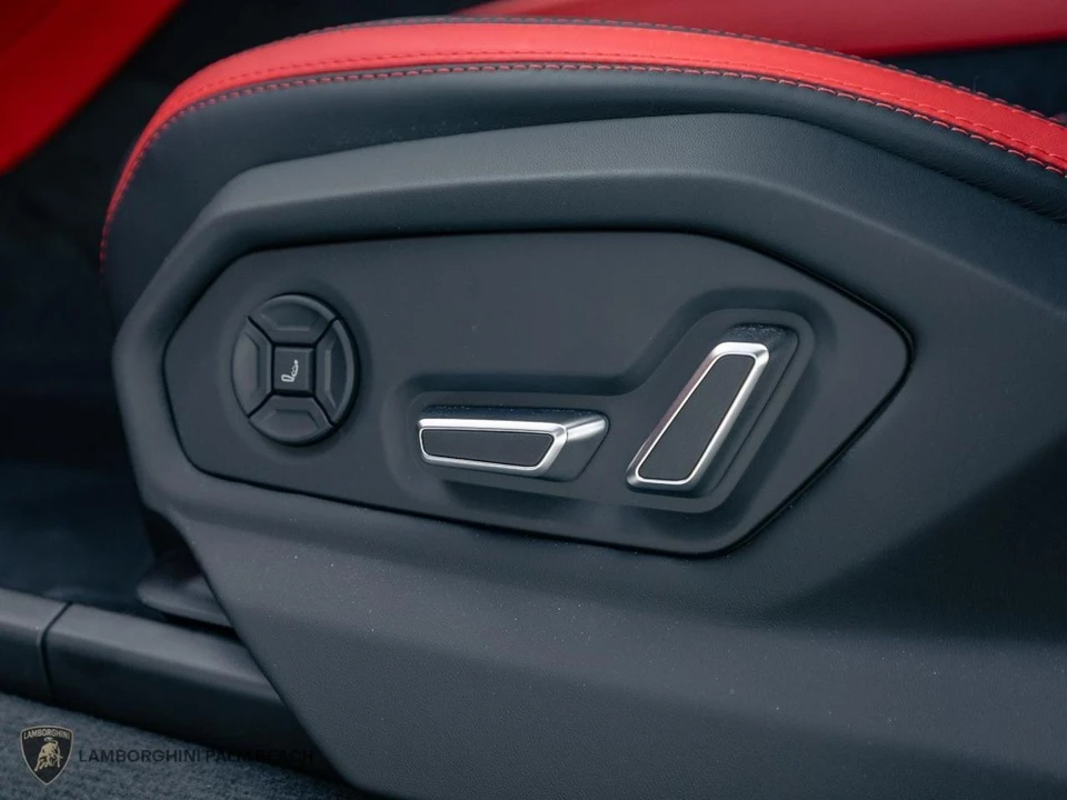 2026 Lamborghini Urus SE - Image 22 of 29