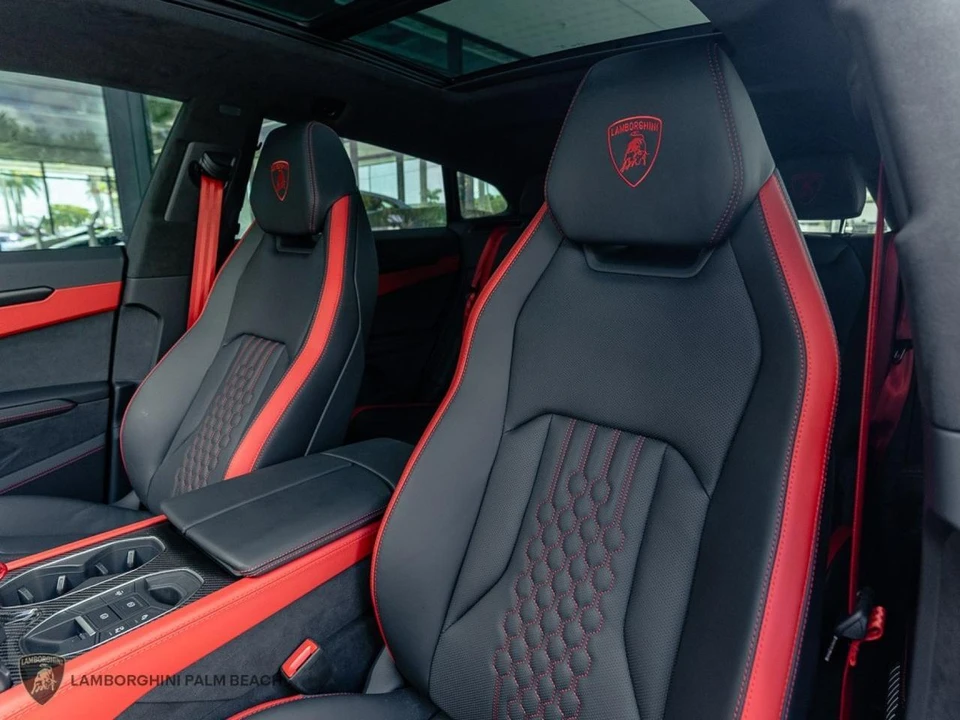 2026 Lamborghini Urus SE - Image 18 of 29