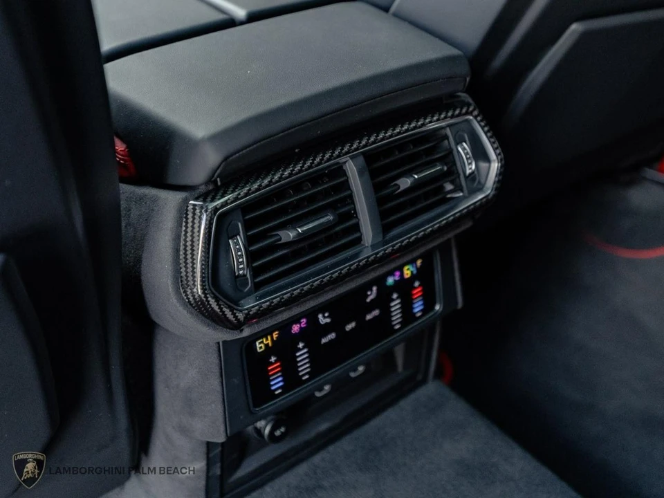 2026 Lamborghini Urus SE - Image 26 of 29