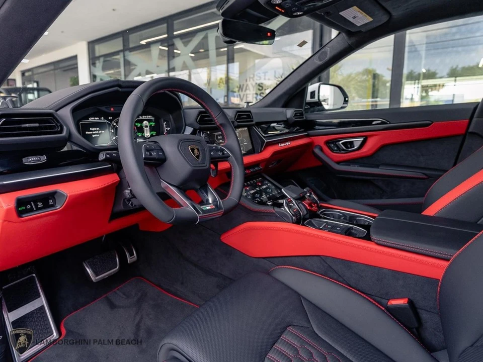 2026 Lamborghini Urus SE - Image 7 of 27