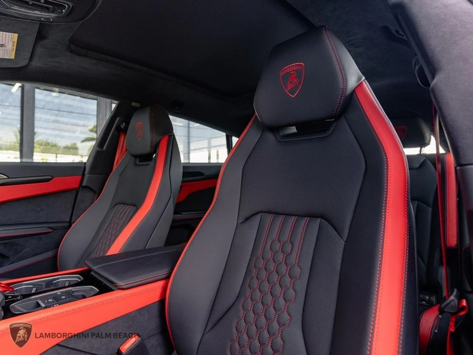 2026 Lamborghini Urus SE - Image 8 of 27