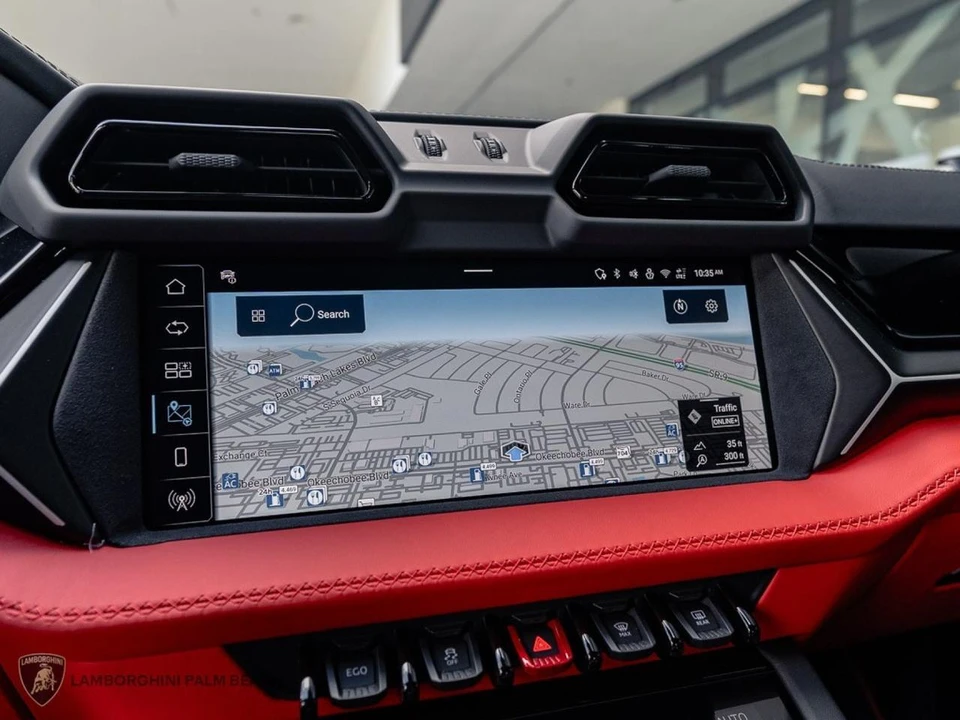 2026 Lamborghini Urus SE - Image 13 of 27