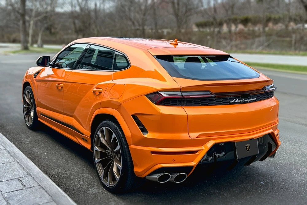 2026 Lamborghini Urus - Image 3 of 24