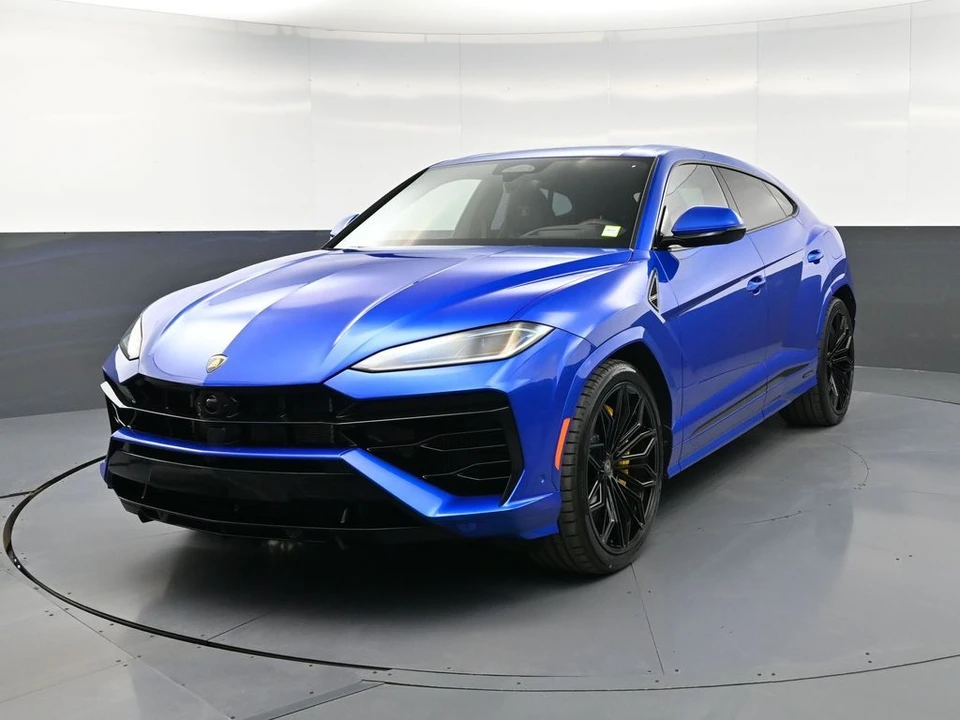2026 Lamborghini Urus - Image 6 of 31