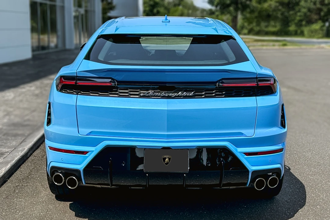 2026 Lamborghini Urus - Image 22 of 25
