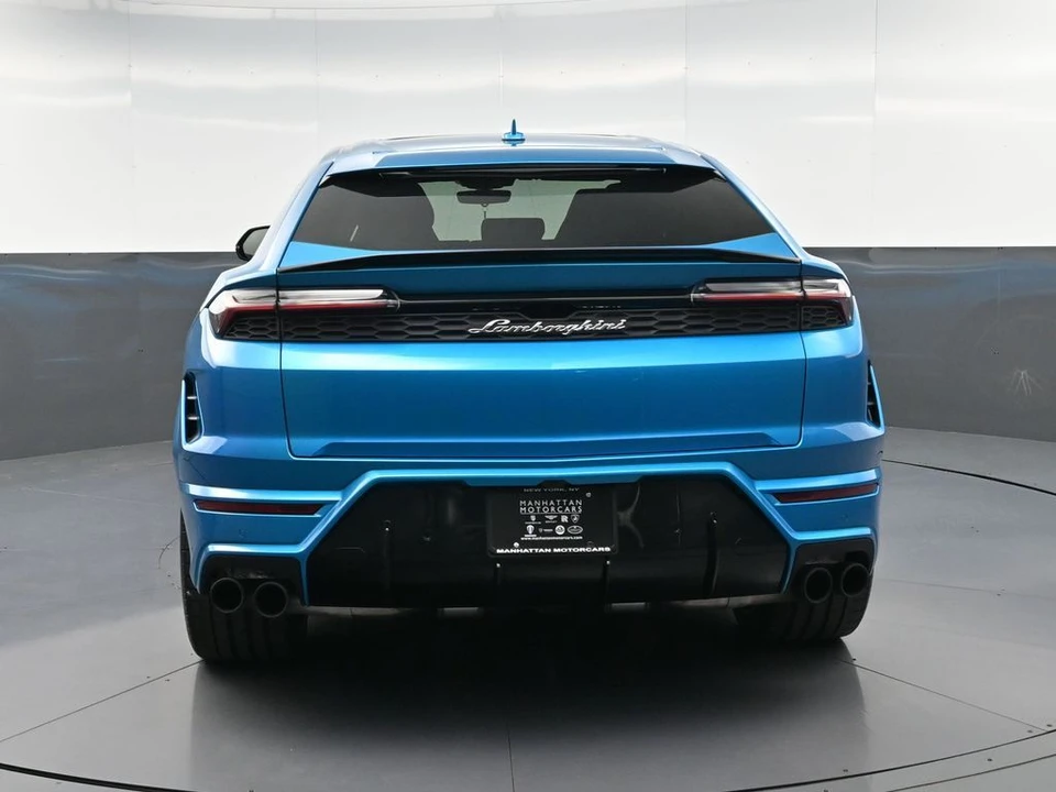 2026 Lamborghini Urus - Image 7 of 31