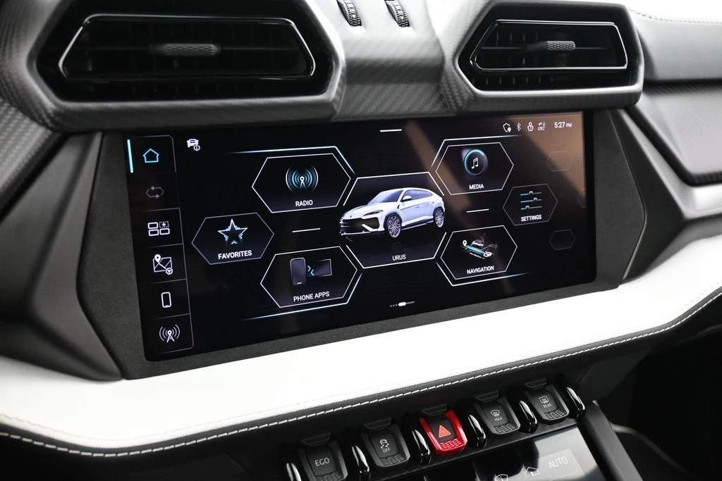 2026 Lamborghini Urus - Image 21 of 31