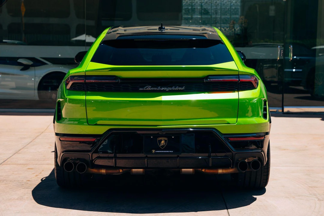 2026 Lamborghini Urus - Image 4 of 31