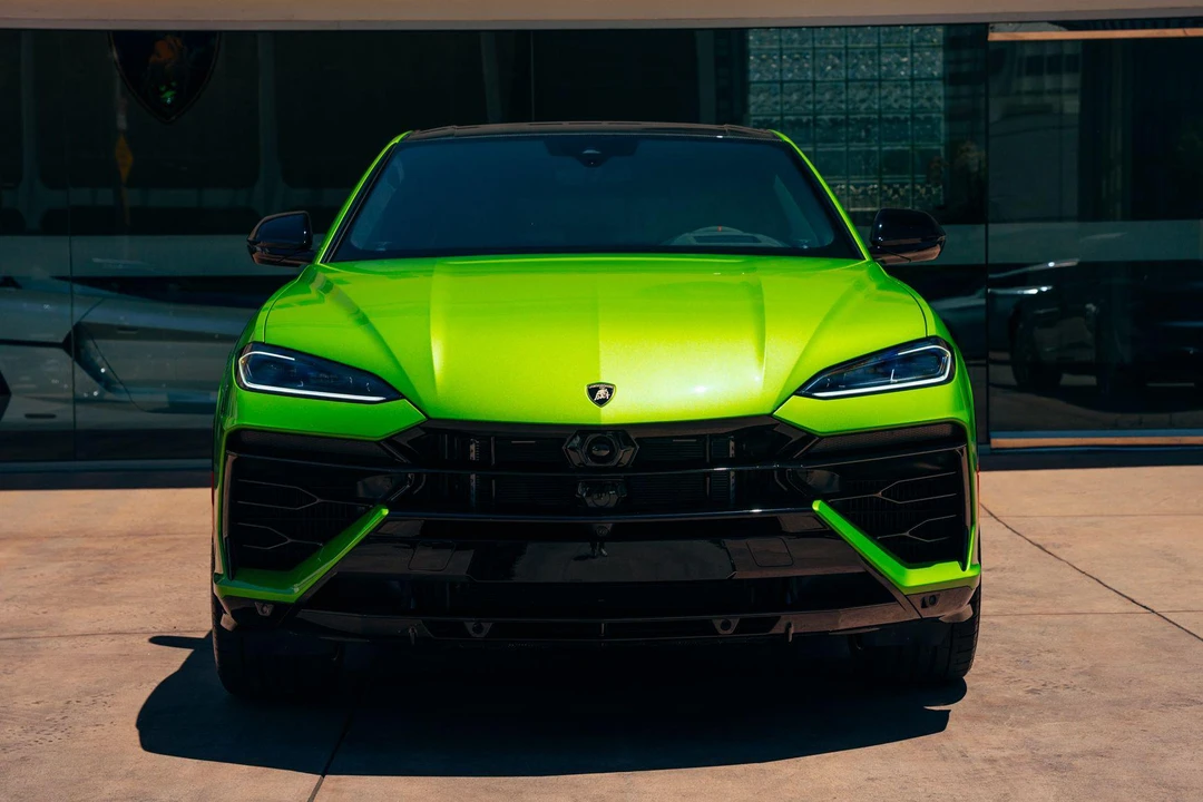 2026 Lamborghini Urus - Image 5 of 31