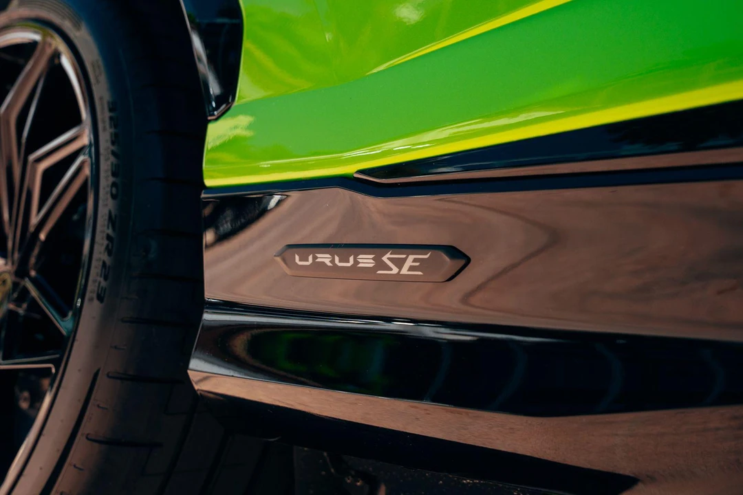 2026 Lamborghini Urus - Image 22 of 31