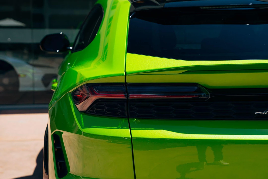 2026 Lamborghini Urus - Image 31 of 31