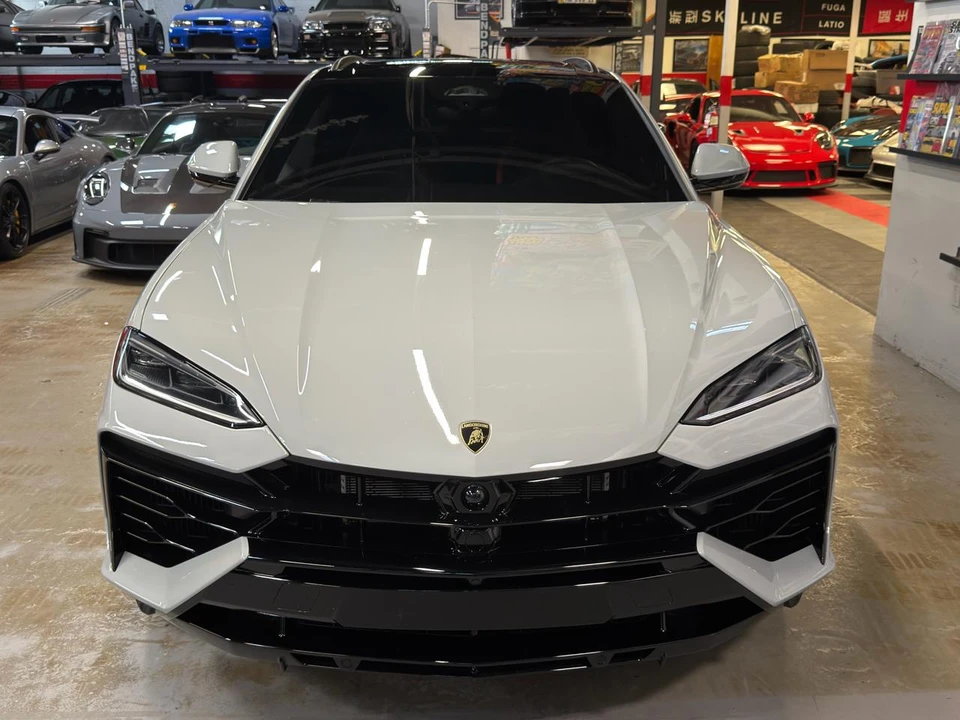 2026 Lamborghini Urus - Image 3 of 29