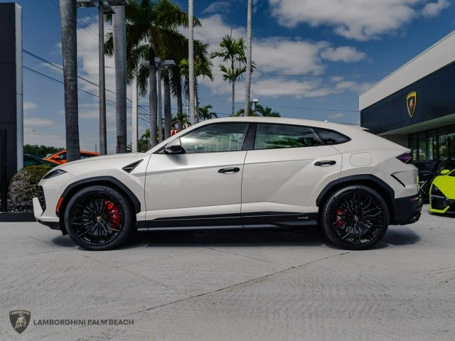 2026 Lamborghini Urus - Image 2 of 27