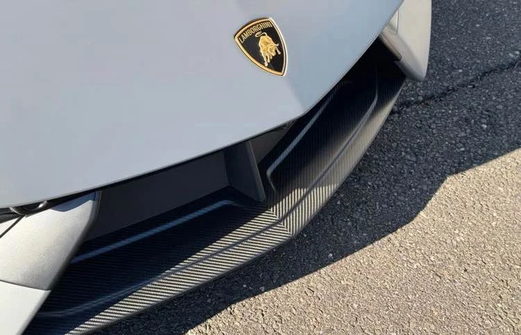 2026 Lamborghini Revuelto - Image 14 of 19