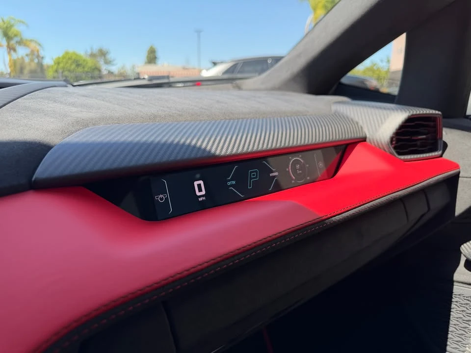 2026 Lamborghini Revuelto - Image 18 of 20