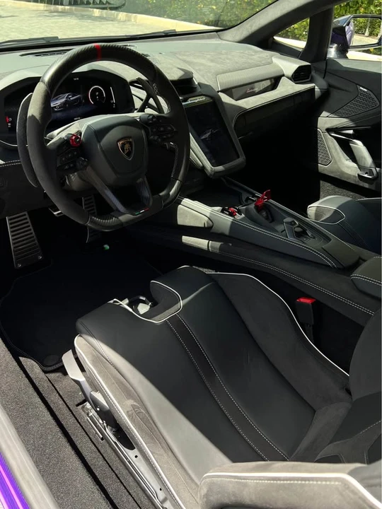 2026 Lamborghini Temerario - Image 7 of 10