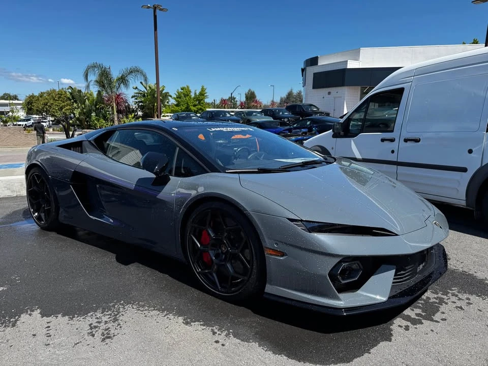 2026 Lamborghini Temerario - Image 3 of 10