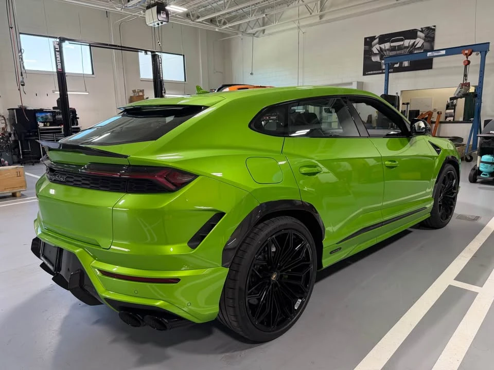 2026 Lamborghini Urus SE - Image 3 of 10