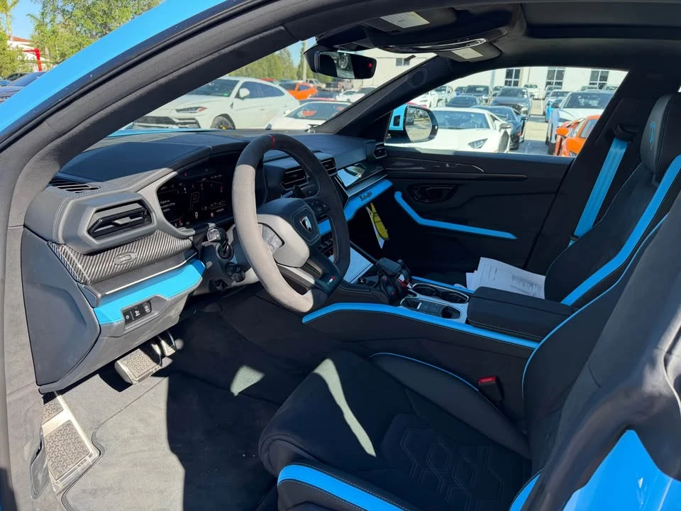 2026 Lamborghini Urus SE - Image 8 of 14
