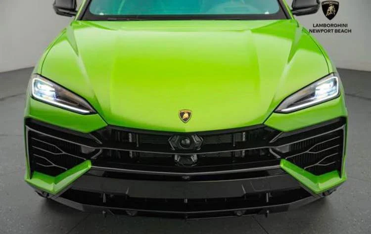 2026 Lamborghini Urus SE - Image 8 of 16