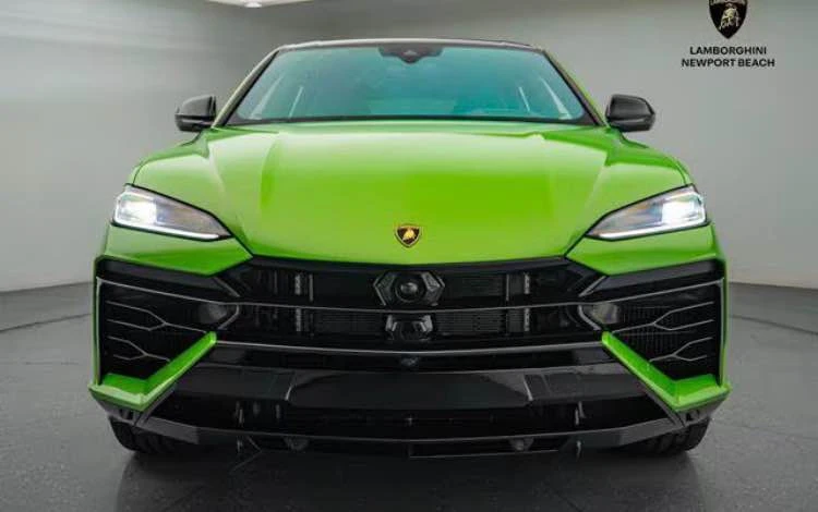 2026 Lamborghini Urus SE - Image 9 of 16