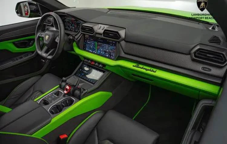 2026 Lamborghini Urus SE - Image 16 of 16