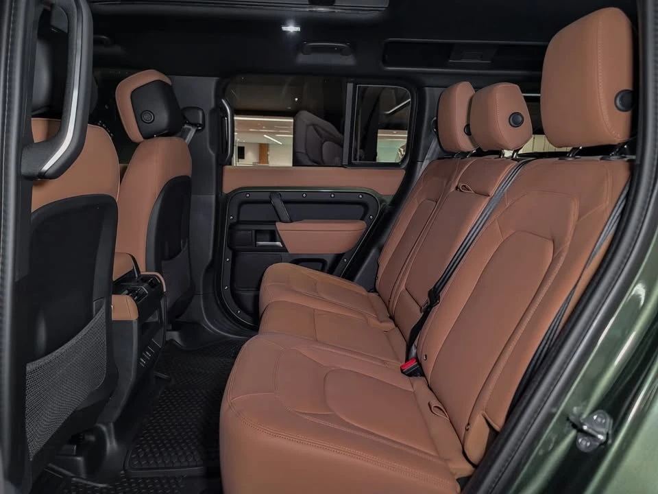 2026 Land Rover Defender L663 - Image 19 of 20