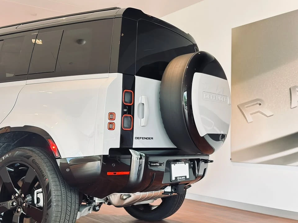 2026 Land Rover Defender L663 - Image 10 of 20
