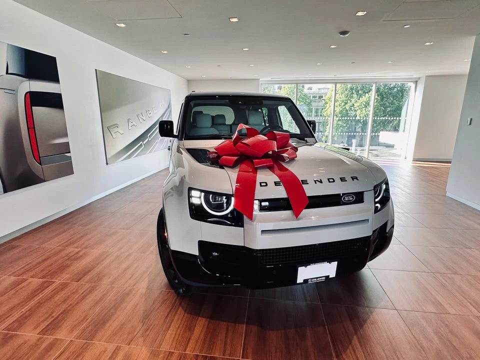 2026 Land Rover Defender L663 - Image 9 of 20