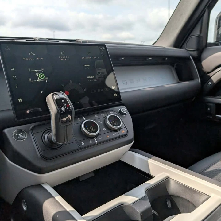 2026 Land Rover Defender L663 - Image 6 of 9