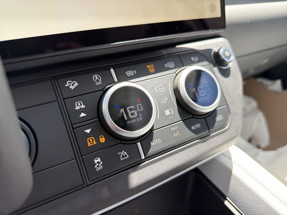 2026 Land Rover Defender L663 - Image 13 of 18