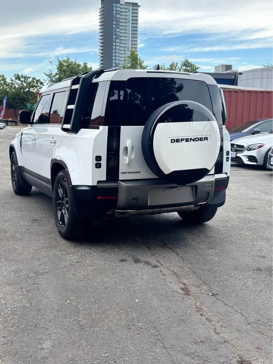 2026 Land Rover Defender L663 - Image 3 of 10
