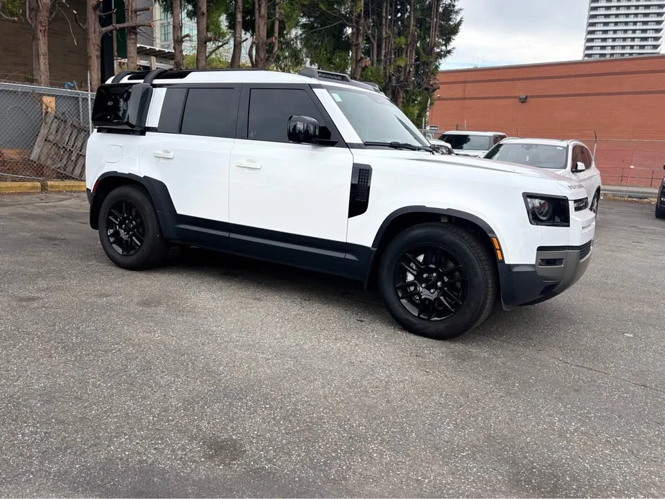 2026 Land Rover Defender L663 - Image 4 of 10