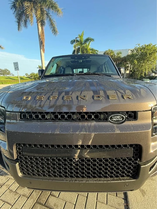 2026 Land Rover Defender Octa - Image 6 of 20