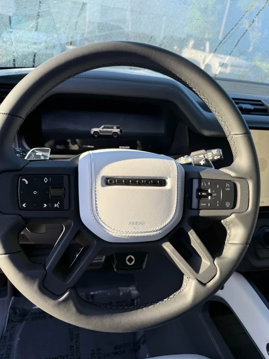 2026 Land Rover Defender Octa - Image 12 of 20