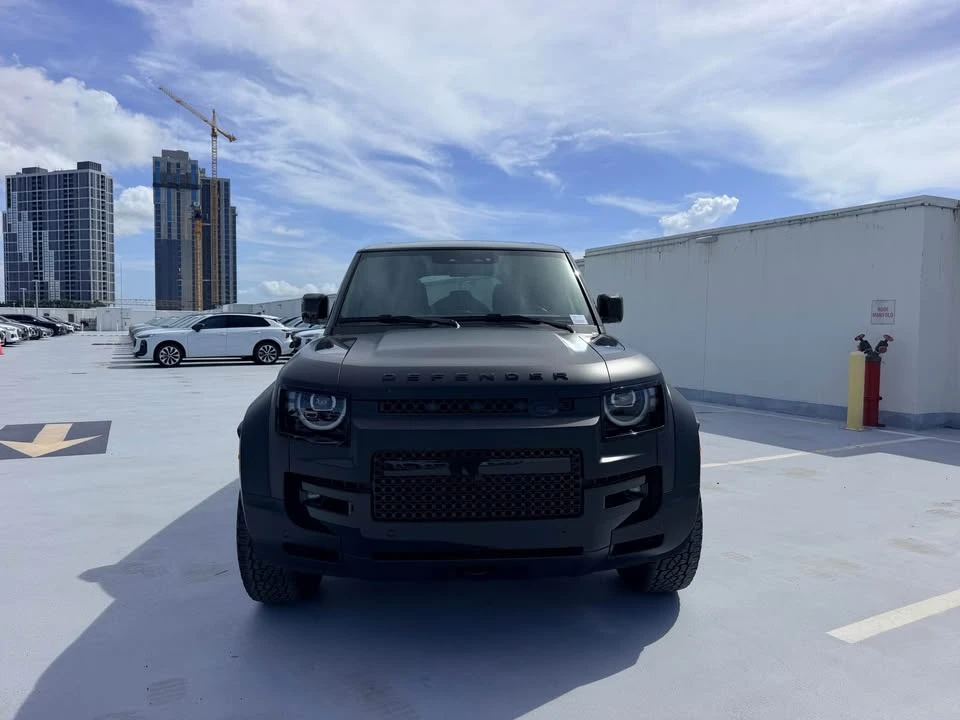 2026 Land Rover Defender Octa - Image 2 of 13