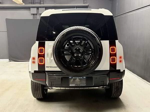 2026 Land Rover Defender L663 - Image 5 of 10
