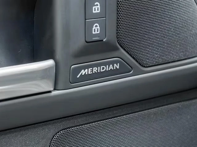 2026 Land Rover Defender L663 - Image 9 of 20