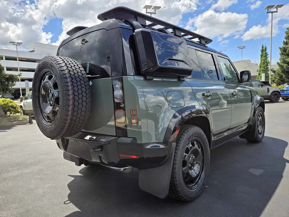 2026 Land Rover Defender L663 - Image 5 of 20