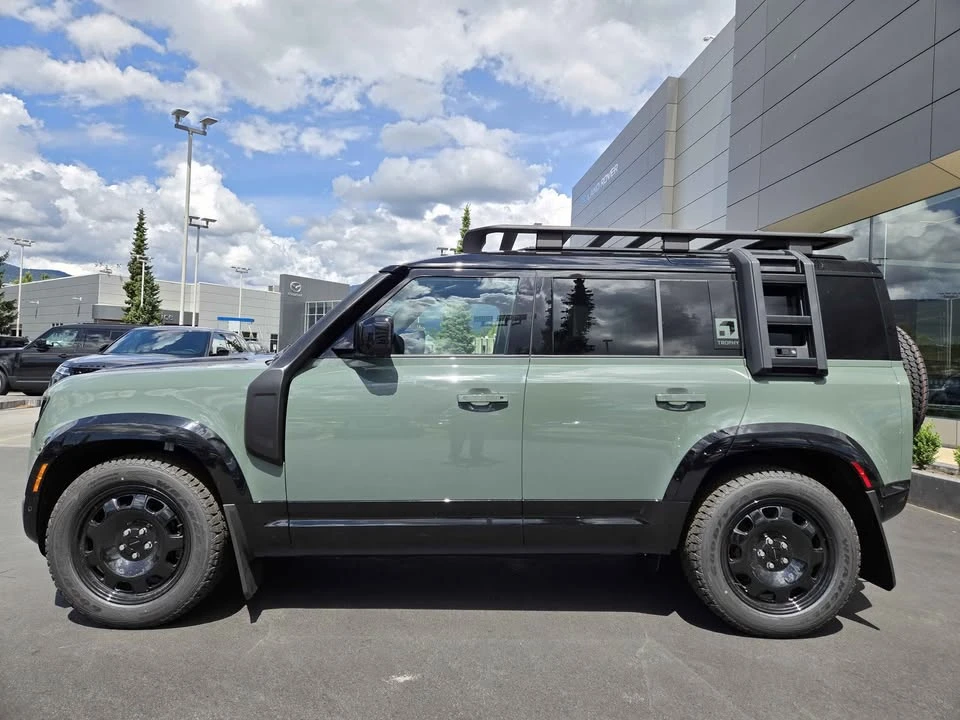 2026 Land Rover Defender L663 - Image 2 of 20