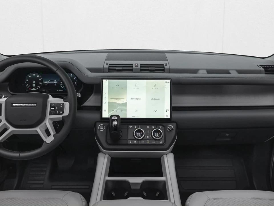 2026 Land Rover Defender V8 - Image 3 of 3