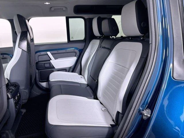 2026 Land Rover Defender Octa - Image 20 of 20