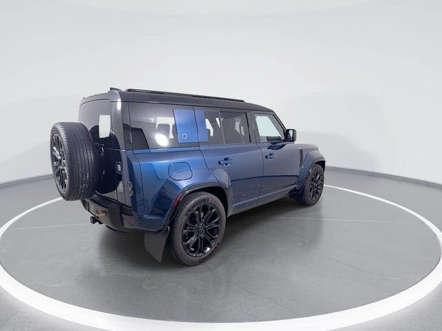 2026 Land Rover Defender Octa - Image 8 of 20