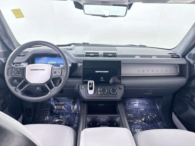 2026 Land Rover Defender Octa - Image 19 of 20