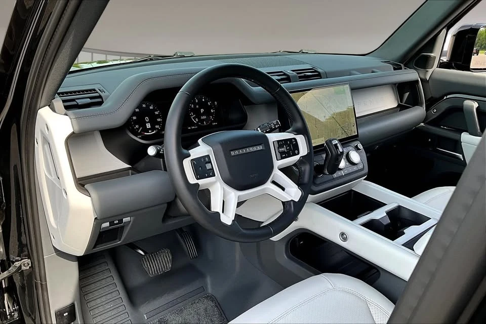 2026 Land Rover Defender L663 - Image 8 of 11