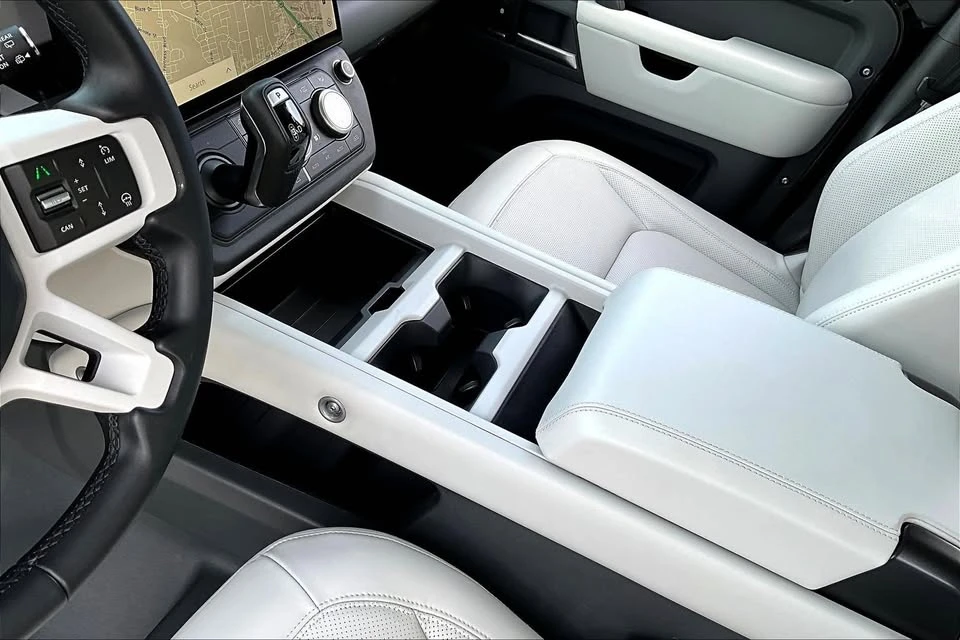 2026 Land Rover Defender L663 - Image 9 of 11